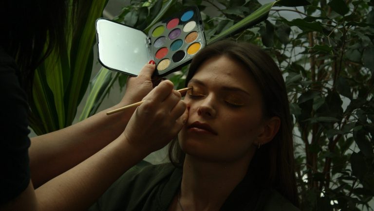 Exklusives Unterwasser Make-Up Exklusives Unterwasser Make-Up